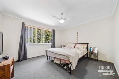 Property photo of 6 Lizard Place Redland Bay QLD 4165