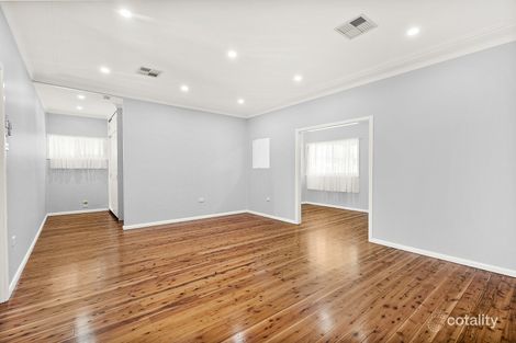 88 Addison Ave, Lake Illawarra, NSW 2528