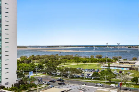 33/72 Marine Pde, Southport, QLD 4215