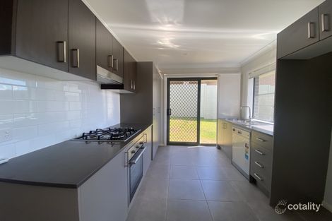 Property photo of 2/13 Innes Street North Rothbury NSW 2335
