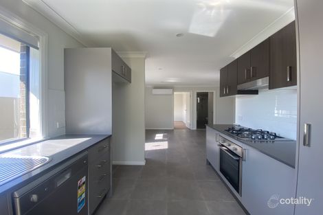 Property photo of 2/13 Innes Street North Rothbury NSW 2335