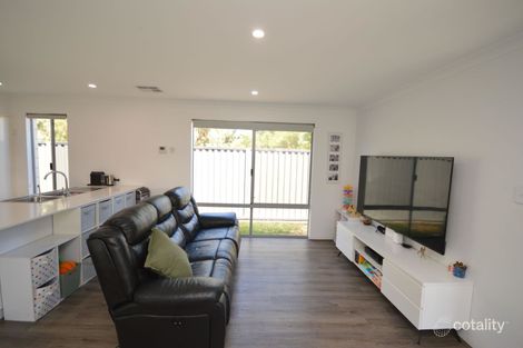 Property photo of 27 Cascade Road Lakelands WA 6180