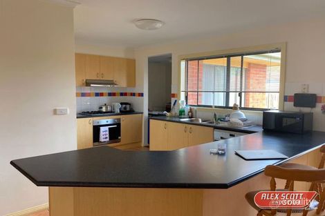 Property photo of 13 Charles Conder Place Berwick VIC 3806