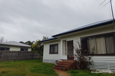 Property photo of 8 Inglis Avenue Mirboo North VIC 3871