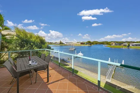 4/7 Commodore Cres, Port Macquarie, NSW 2444
