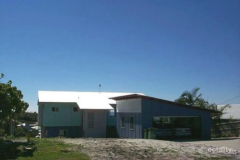 30 Southern Cross Pde, Sunrise Beach, QLD 4567