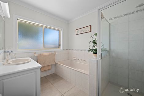 Property photo of 8 Park Place Benalla VIC 3672