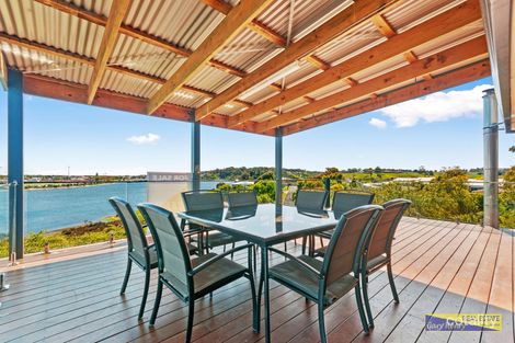 Property photo of 28 View Street Lakes Entrance VIC 3909