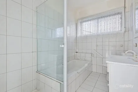 Property photo of 15 Bletchley Road Hughesdale VIC 3166