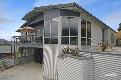 11 Shirley Bvd, Lenah Valley, TAS 7008