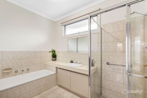 Property photo of 2/59 Coorigil Road Carnegie VIC 3163