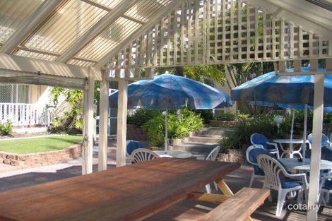 Property photo of 4/42 Beach Parade Surfers Paradise QLD 4217