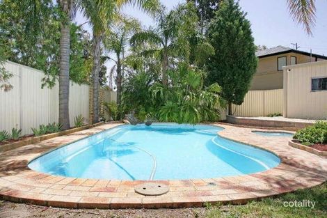 Property photo of 29 Bensley Close Lake Haven NSW 2263