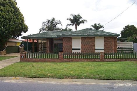 8 Hilton Cres, Maddington, WA 6109