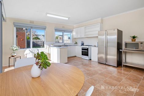 Property photo of 5 Kennington Road Rosebud VIC 3939
