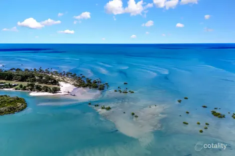 Property photo of 6 Ernest Close Toogoom QLD 4655