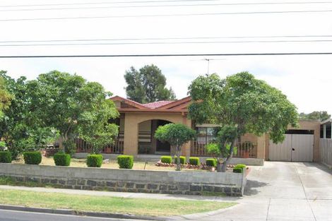 Property photo of 83 Fairbairn Road Sunshine West VIC 3020