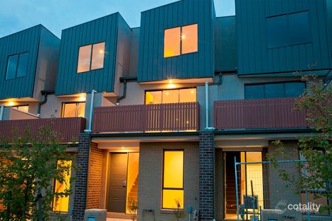 Property photo of 2/633 Mountain Highway Bayswater VIC 3153