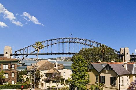 25/2-4 East Crescent St, Mcmahons Point, NSW 2060