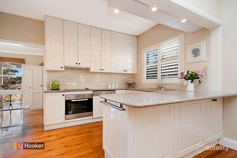 Property photo of 10 Robinson Close Hornsby Heights NSW 2077