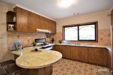 21 Hamilton St, Seddon, VIC 3011