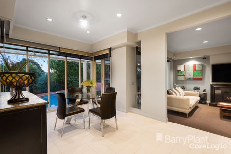 Property photo of 10 Wakefield Place Templestowe VIC 3106