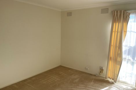 Property photo of 10 Castle Close Glen Waverley VIC 3150