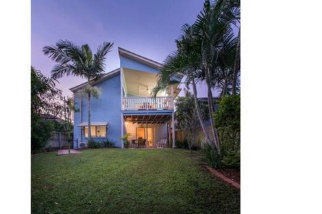 Property photo of 129 Fifth Avenue Balmoral QLD 4171