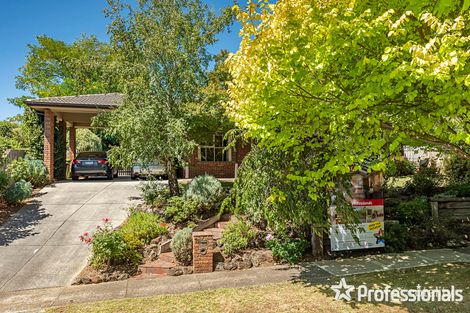 2 Great Oak Ct, Mooroolbark, VIC 3138