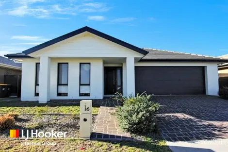 6 THE HERMITAGE WAY, GLEDSWOOD HILLS, NSW 2557