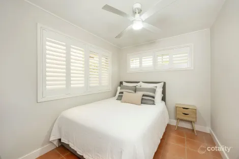 Property photo of 80 Almeida Street Indooroopilly QLD 4068