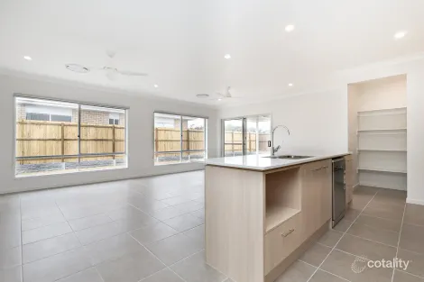 Property photo of 73 Falcon Circuit Flagstone QLD 4280
