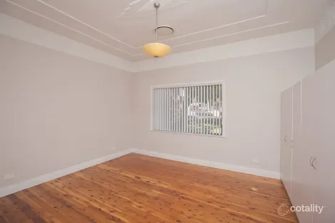 Property photo of 12 Animoo Avenue Griffith NSW 2680