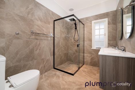 Property photo of 17 Hawken Drive St Lucia QLD 4067