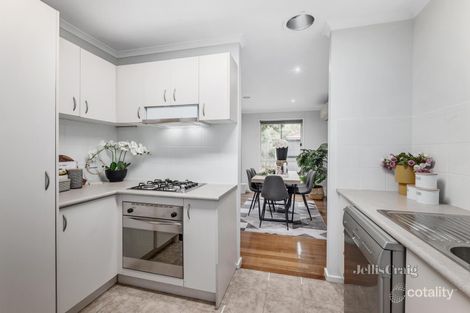 Property photo of 11 Gateway Close Chadstone VIC 3148