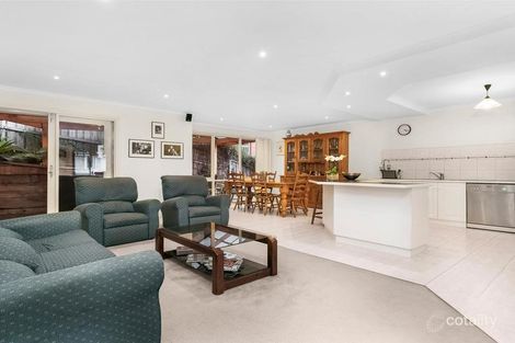 Property photo of 33 Lanvos Drive Diamond Creek VIC 3089