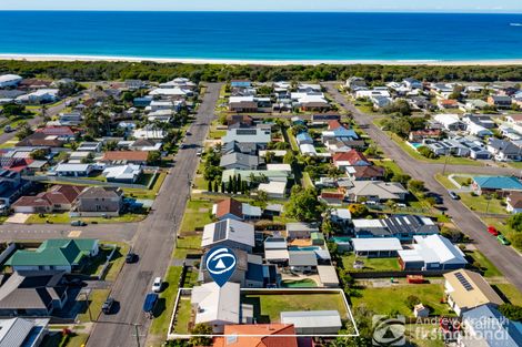 Property photo of 28 Maneela Street Blacksmiths NSW 2281