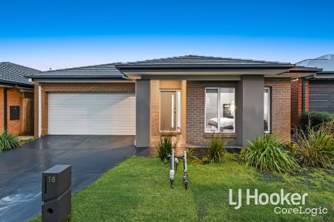 Property photo of 18 Elkedra Way Cranbourne North VIC 3977