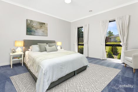 Property photo of 8 Cassandra Close Gisborne VIC 3437
