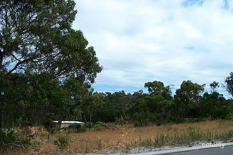 48 Kampong Rd, Yakamia, WA 6330