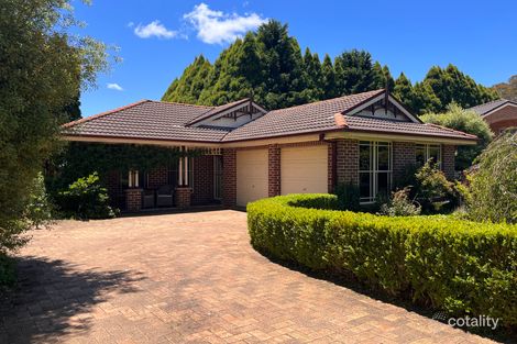 16 Evergreen Cir, Wentworth Falls, NSW 2782