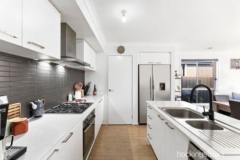 Property photo of 14 Sandygate Circuit Strathtulloh VIC 3338