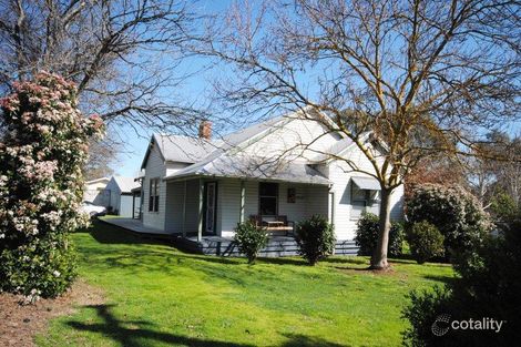 7 Young St, Bonnie Doon, VIC 3720