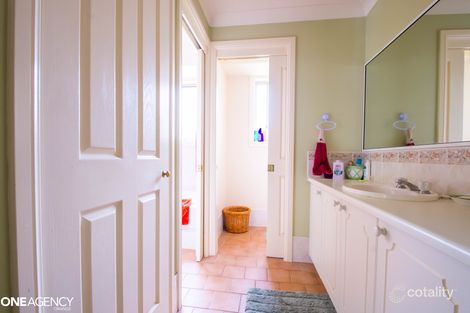 Property photo of 9 Cianfrano Place Orange NSW 2800