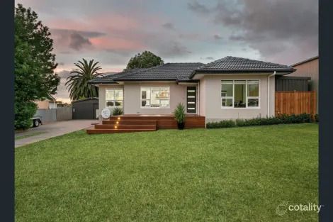 13 Berrin Rd, Morphett Vale, SA 5162