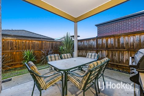 18 Elkedra Way, Cranbourne North, VIC 3977