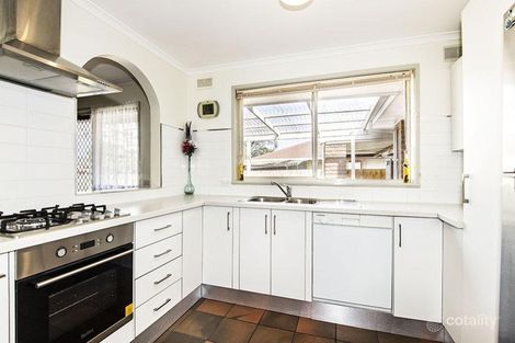 Property photo of 127 Mill Park Drive Mill Park VIC 3082