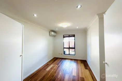 Property photo of 14 Wildwood Court Surfers Paradise QLD 4217