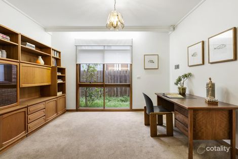 Property photo of 22 Sylverly Grove Caulfield VIC 3162