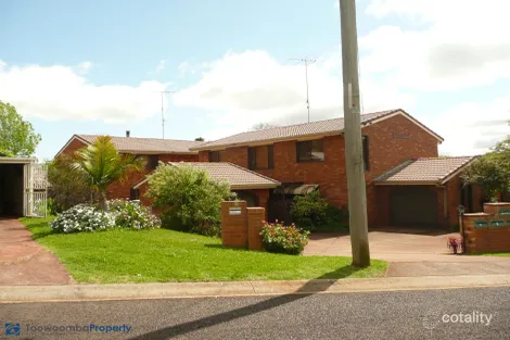3/3 Herbert St, East Toowoomba, QLD 4350
